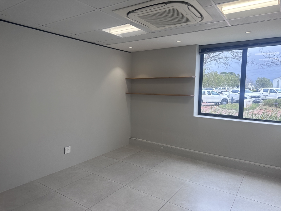 To Let Commercial Property for Rent in Val De Vie Estate Western Cape